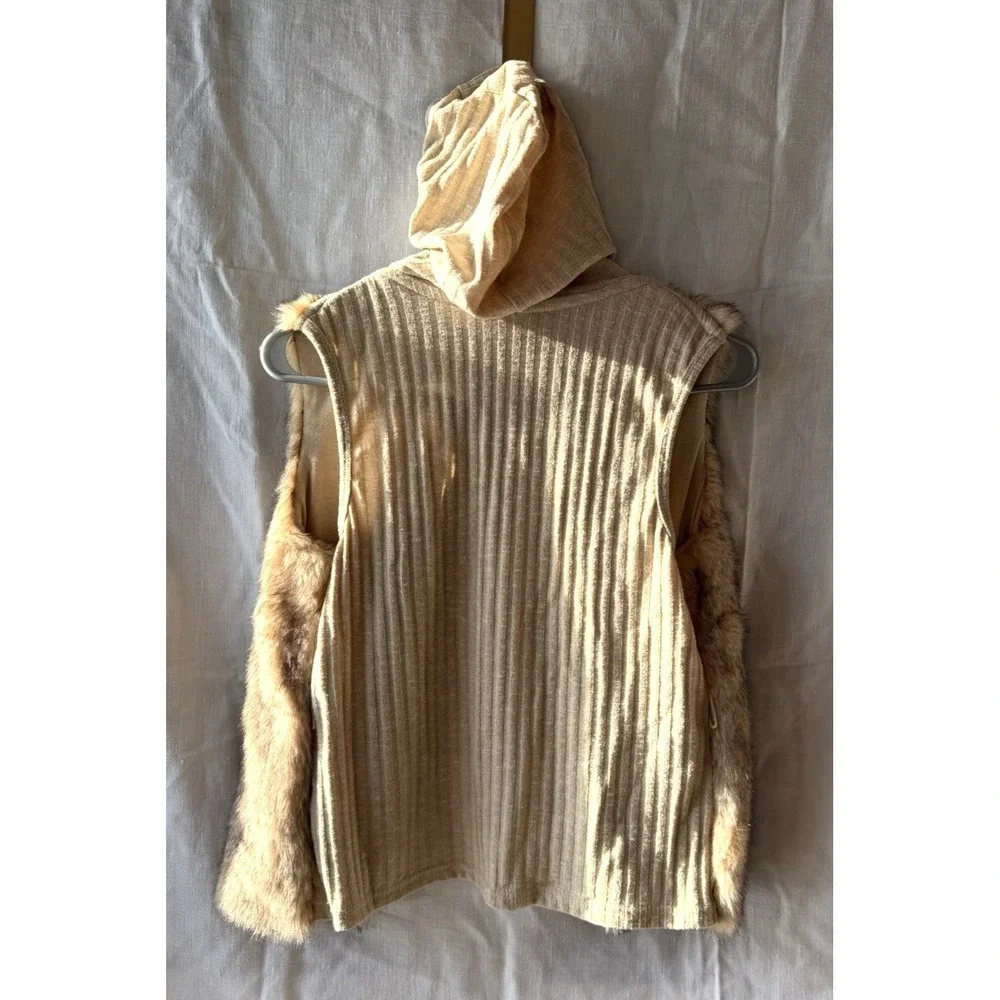Beautees Girls Faux Fur‎ Beige Vest XL Hooded